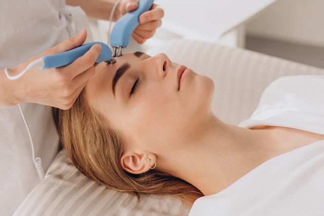 DERMATOLOGOS EN QUITO